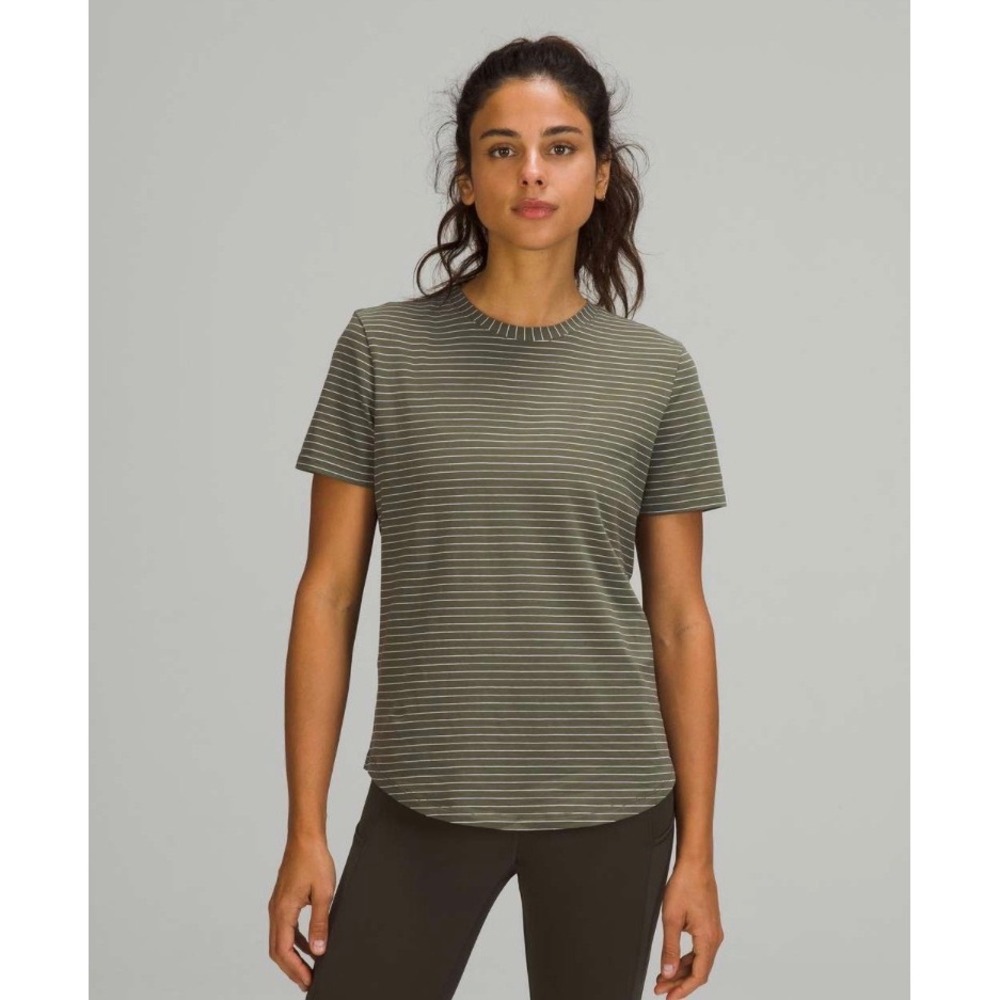 Lululemon Womens Love Crew Synchronise Stripe Olive Green White T-Shirt Sz 8